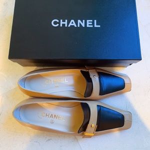 Authentic NWT Chanel flats